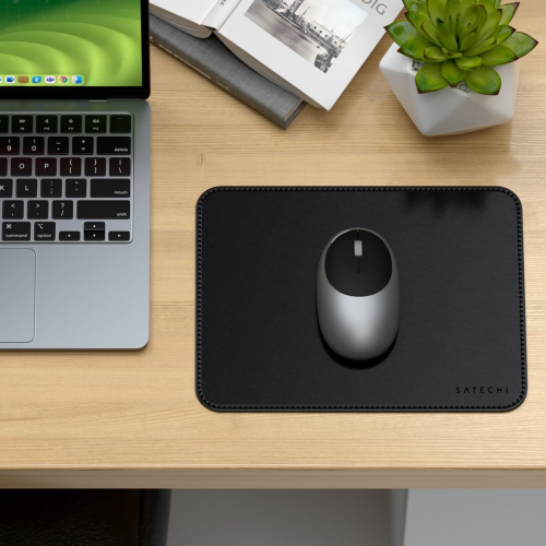 Satechi Vegan-Leather Premium Mousepad - Black
