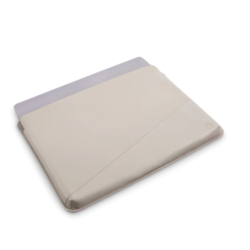 Decoded Leather Frame Sleeve for Macbook 13 inch - Clay